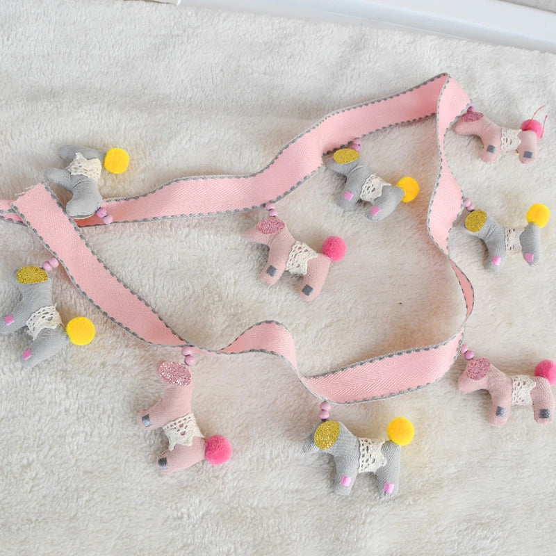 rideau enfant rose gris motif animal pompons décoration chambre moderne textile maison