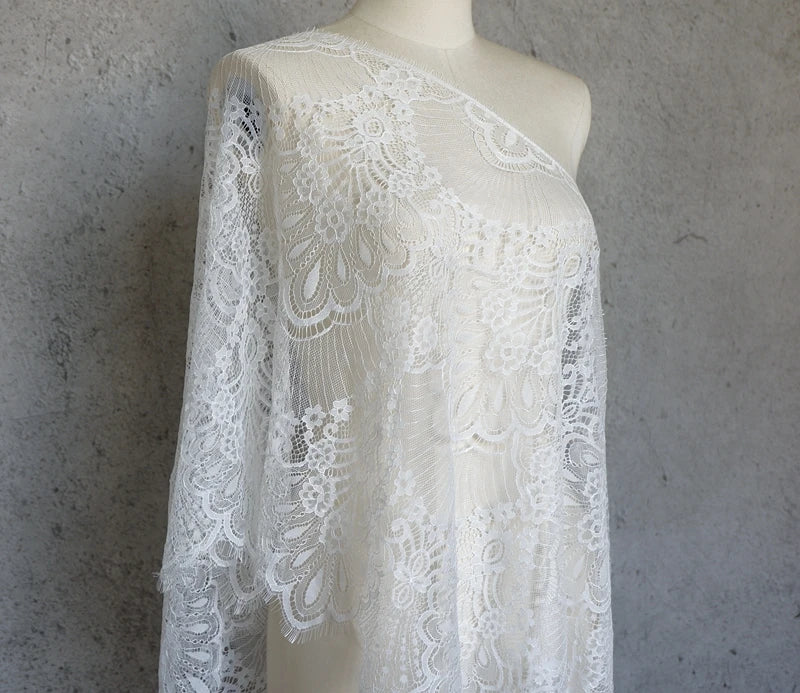 dentelle polyester coton 25cm 46cm blanc noir floral brodée translucide classique élégant clips emballage