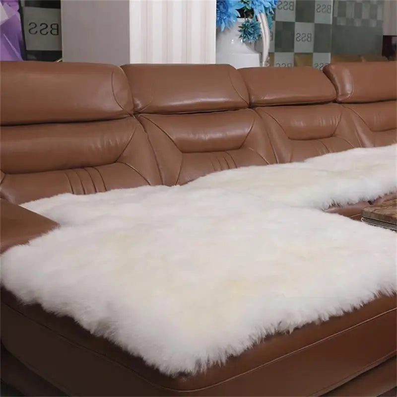 coussin canapé fourrure mouton blanc gris moderne antidérapant usage maison