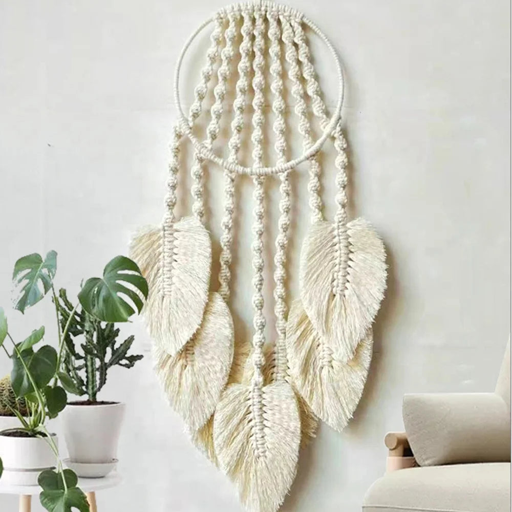 décoration murale boho dreamcatcher gris plumes macramé artisanal decoration