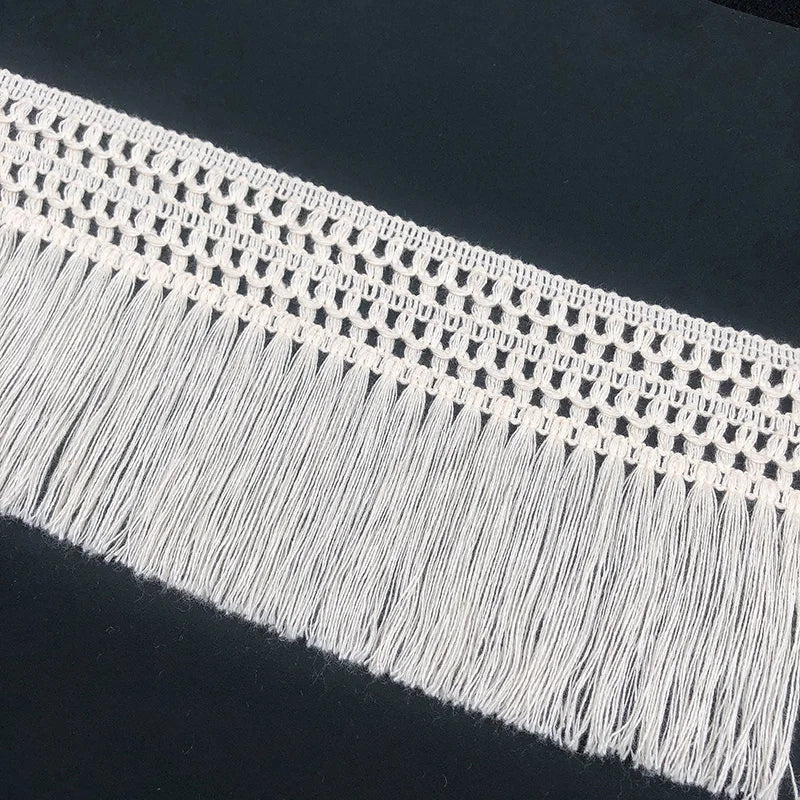 ruban macramé boho chic blanc crème motif géométrique franges décoration artisanale