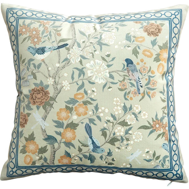 coussin décoratif motif oiseaux fleurs traditionnel tissu velours couleur beige opacité 45x45cm usage lit