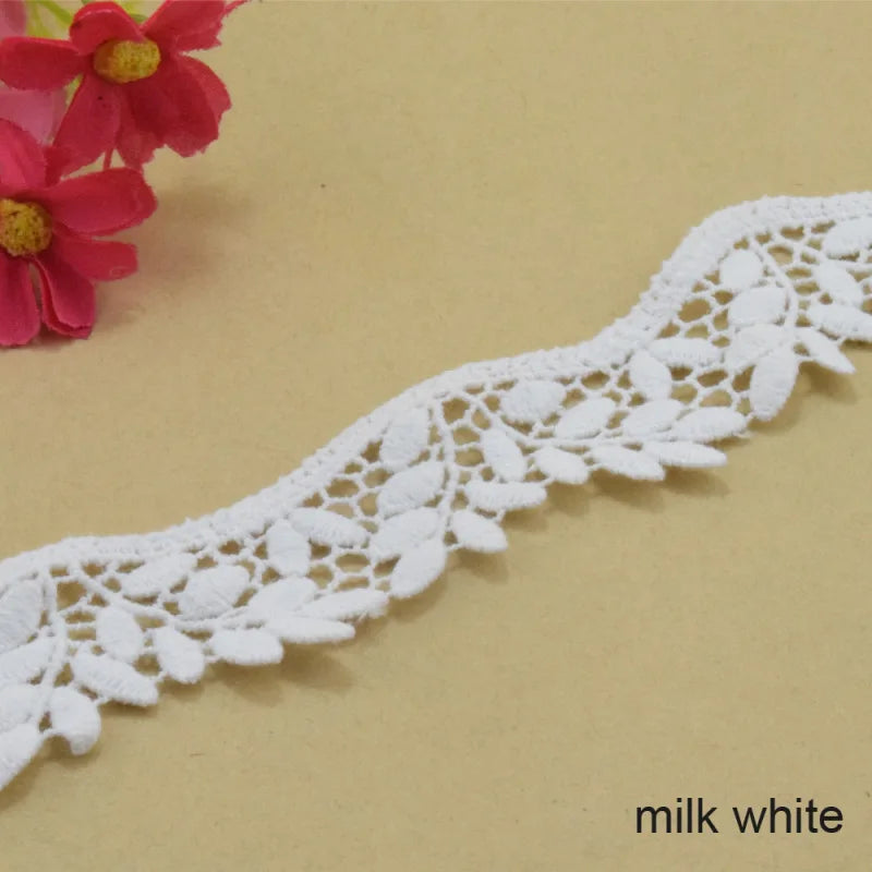 dentelle coton 3cm large motifs floraux blanc ajourée décorative vintage