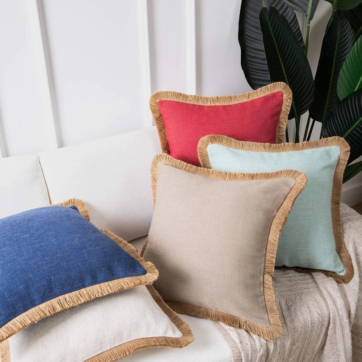coussin décoratif moderne bleu gris rose orange 45x45cm tissu uni bordure frisée