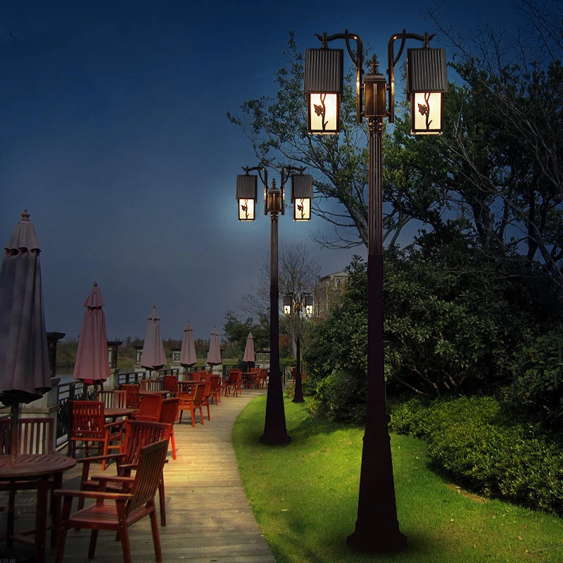 Lampadaire extérieur or noir deux lanternes classique décoration florale métal apparent IP65 LED adaptableextérieur