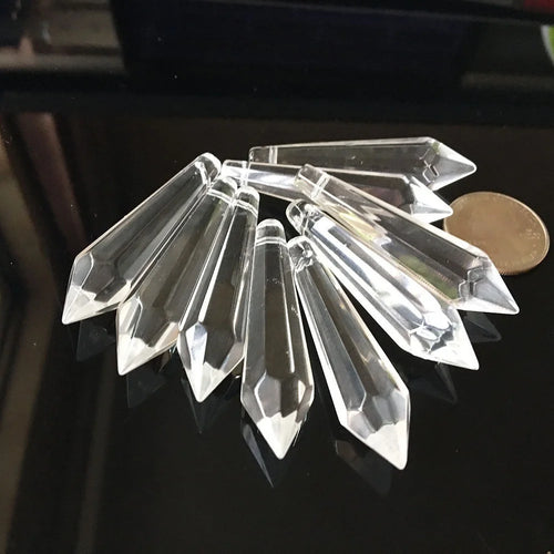 cristaux transparents facettes modernes deco intérieure maison luminaires suspensions verre tranchant