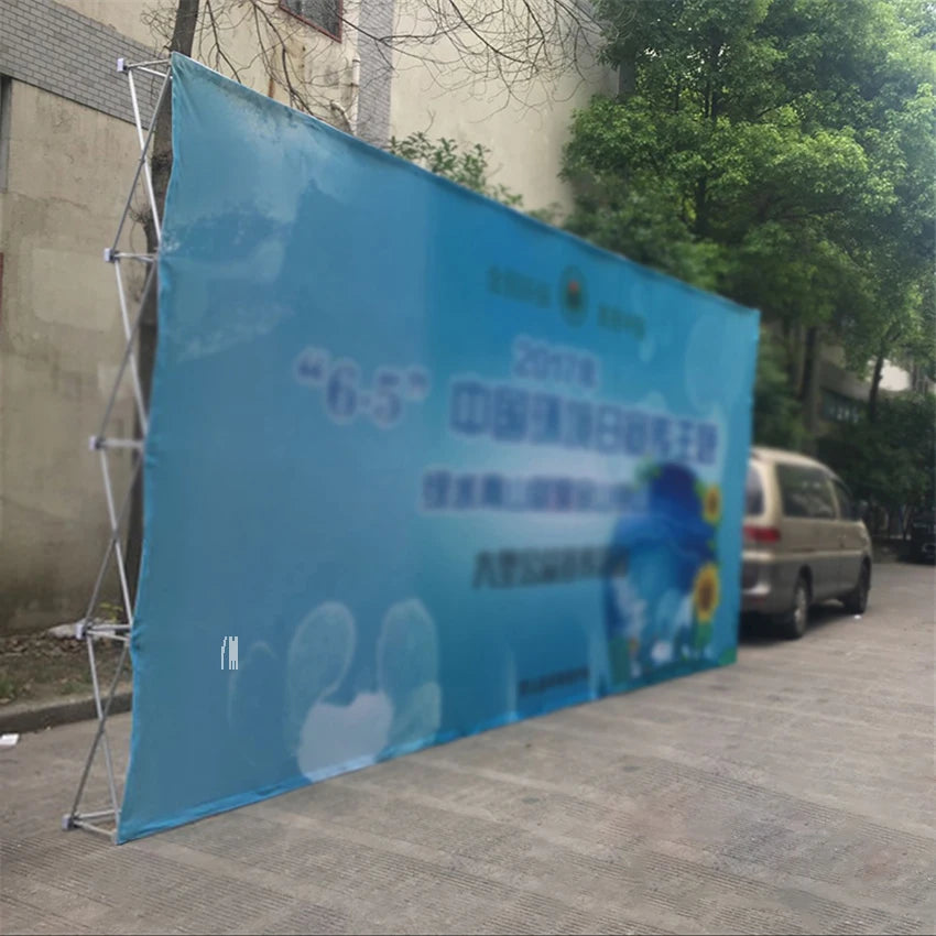 affichage publicitaire retractable structure metallique tissu graphique velcro sac transport