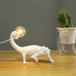 lampe murale caméléon résine texture animale chambre moderne éclairage décoration filaire blanc