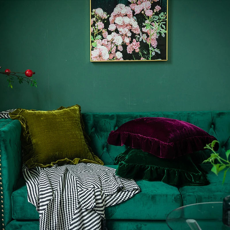 taies d'oreiller décoratives velours vert olive respectueuses environnement élégant maison fixation coussins