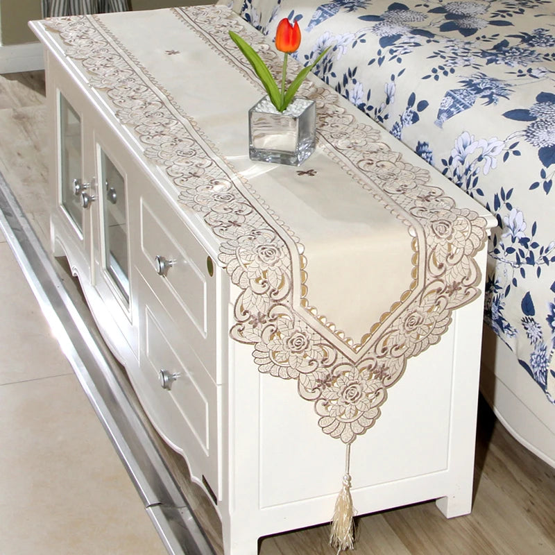 nappe table décorative tissu brodé fleurs vintage semi transparent polyester 30 45cm 40 150cm