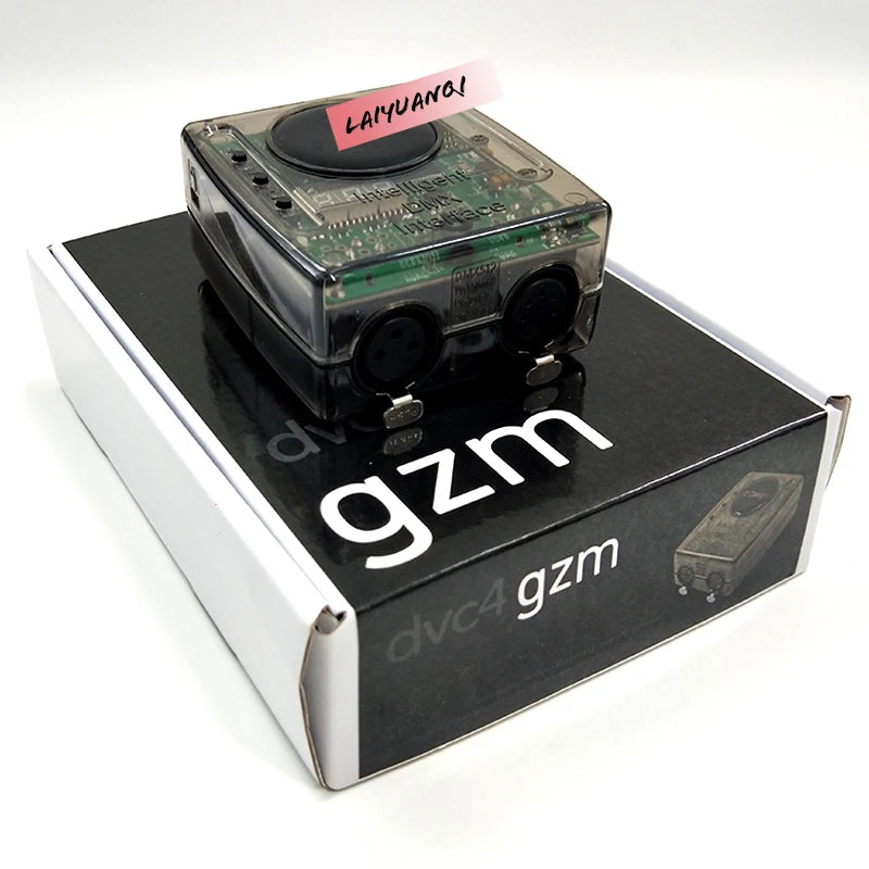 contrôleur dmx transparent noir circuit imprimé câble xlr carte mémoire câble usb technologie