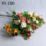 décoration mariage bouquet artificiel roses longues tiges feuilles vertesintérieur blanc roseclair pale