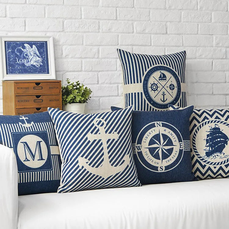 housse coussin motif marin ancre bateau boussole bleu blanc decor noel maison lit plage