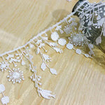 ruban dentelle fleurs motifs floraux blanc noir broderie fine coton polyester solvable ecolo travaux