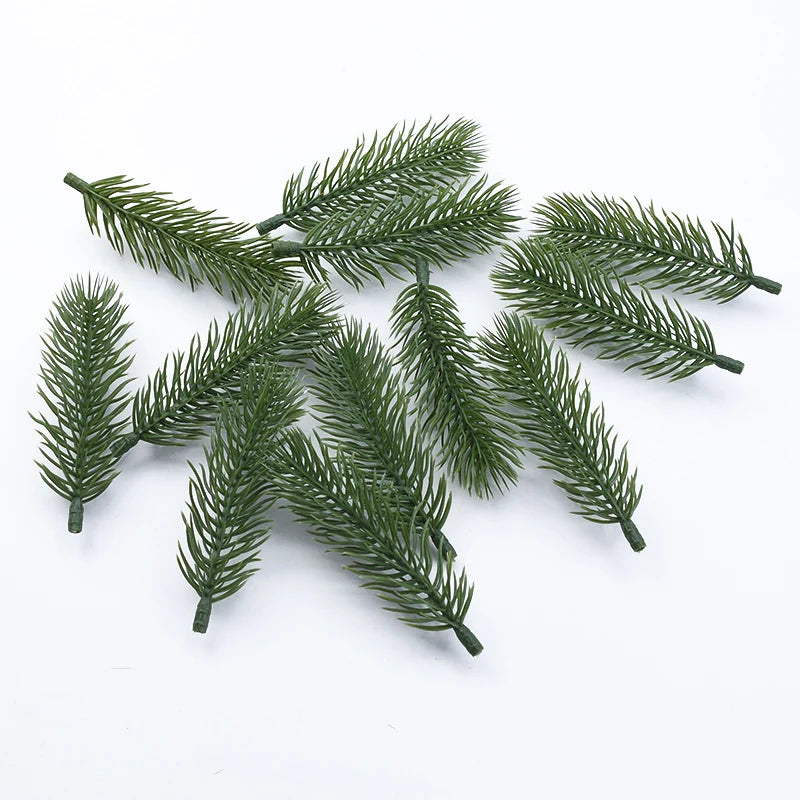 couronne sapin artificielle vert foncé branches feuilles pointues décoration noël festiveextérieur robuste durable