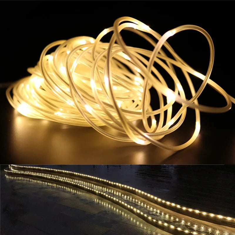 Guirlande LED multicolore IP65 sur une terrasse
