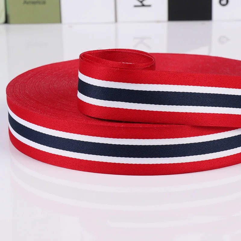 ruban polyester largeur 3cm rouge blanc bleu marine motif rayures classique double face