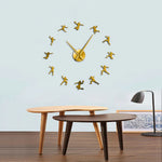 Horloge murale or handball déco salon