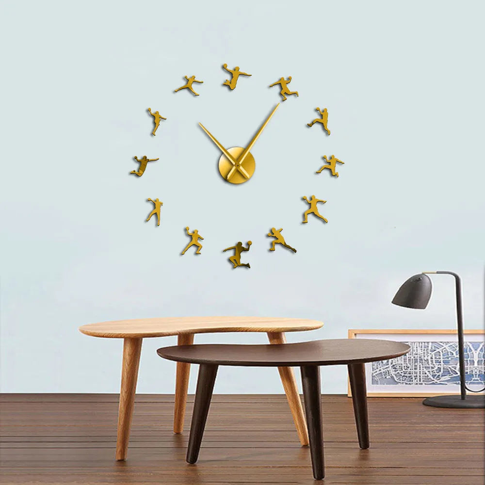 Horloge murale or handball déco salon