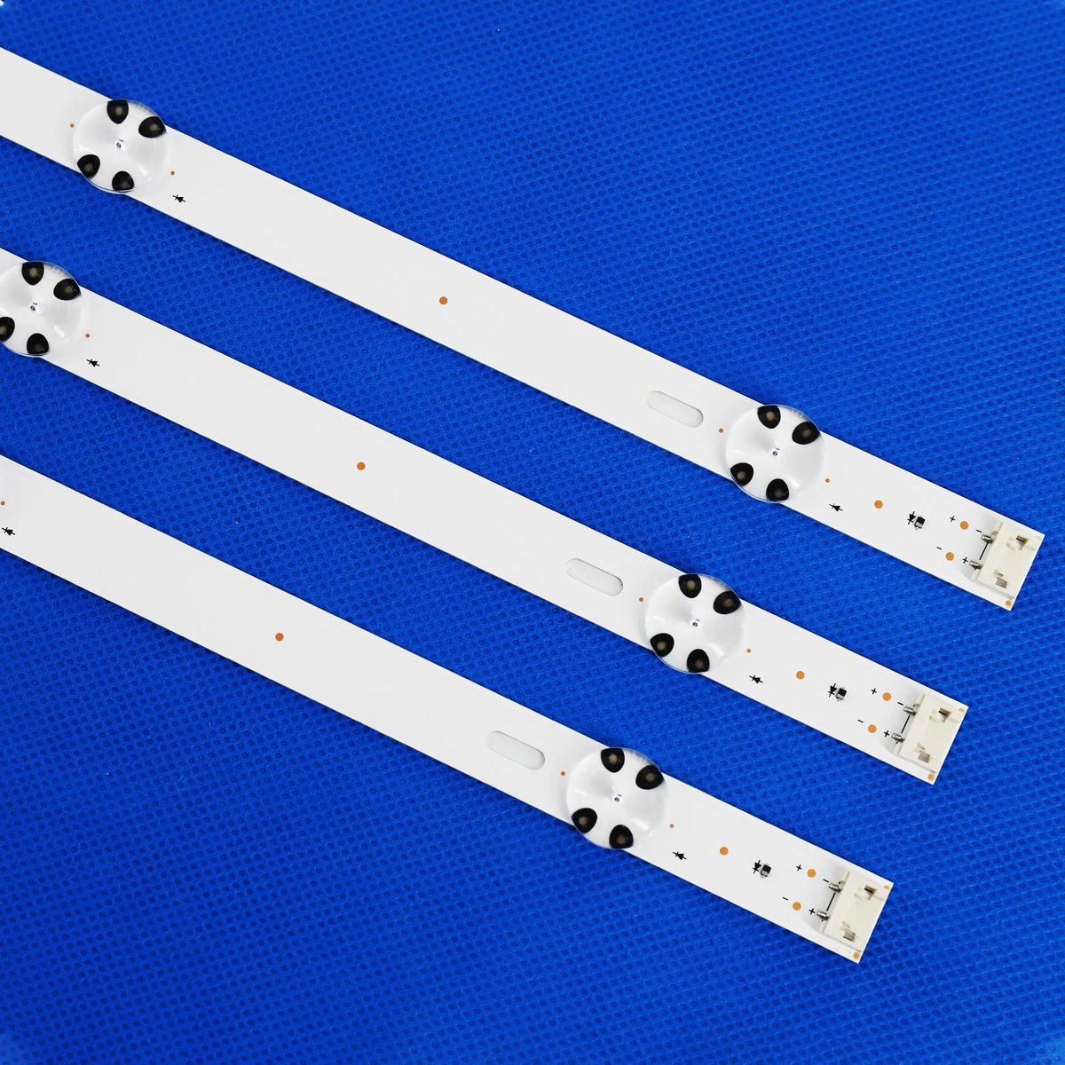 bande lumineuse led blanc points noirs moderne rétro éclairage fixations haute qualité rohs compatible