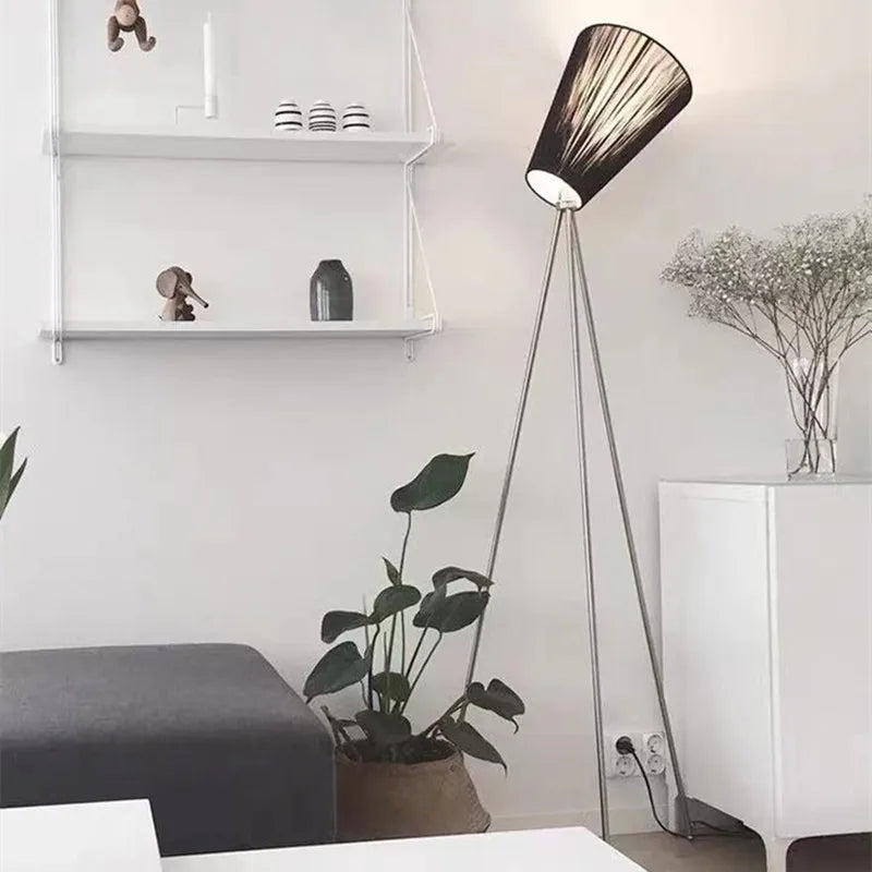 lampe sol bois moderne noir conique mat haut bas toucher interrupteur led 165cm