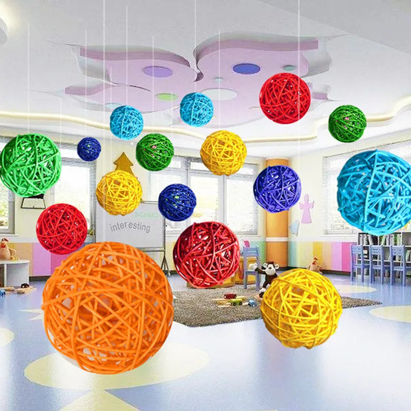 Lot de 20 boules suspendues en osier naturel