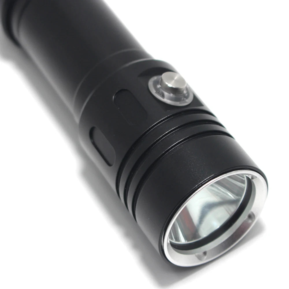 torche led rechargeable plongee camping 10w 6000lm 80m etanche noire