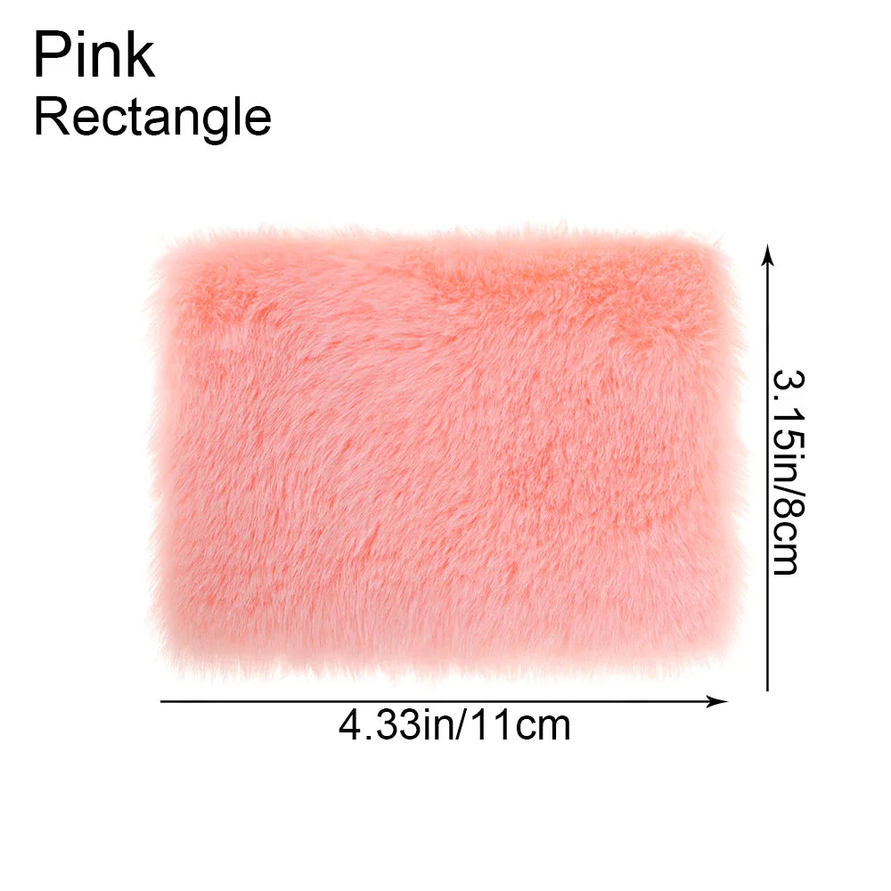 tapis doux moderne rose blanc pelucheux accessoire décoration intérieure miniatura ronde rectangulaire minimaliste
