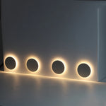 Détail de l'applique murale LED en aluminium avec éclairage blanc chaud