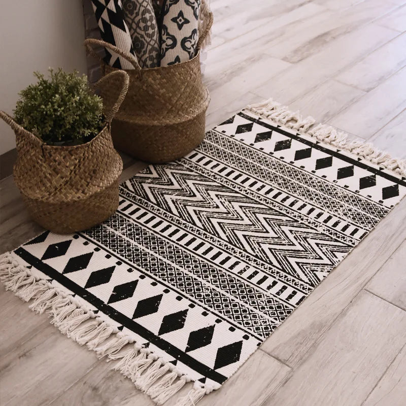 tapis géométrique boho beige noir triangles losanges antidérapant lavage machine main chambre salon prière