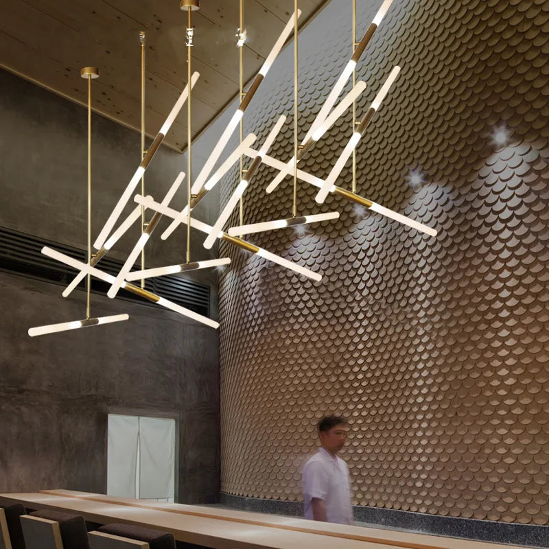 suspension lumineuse moderne blanc doré lignes horizontales diagonales sans ombre led encastré chambre salon