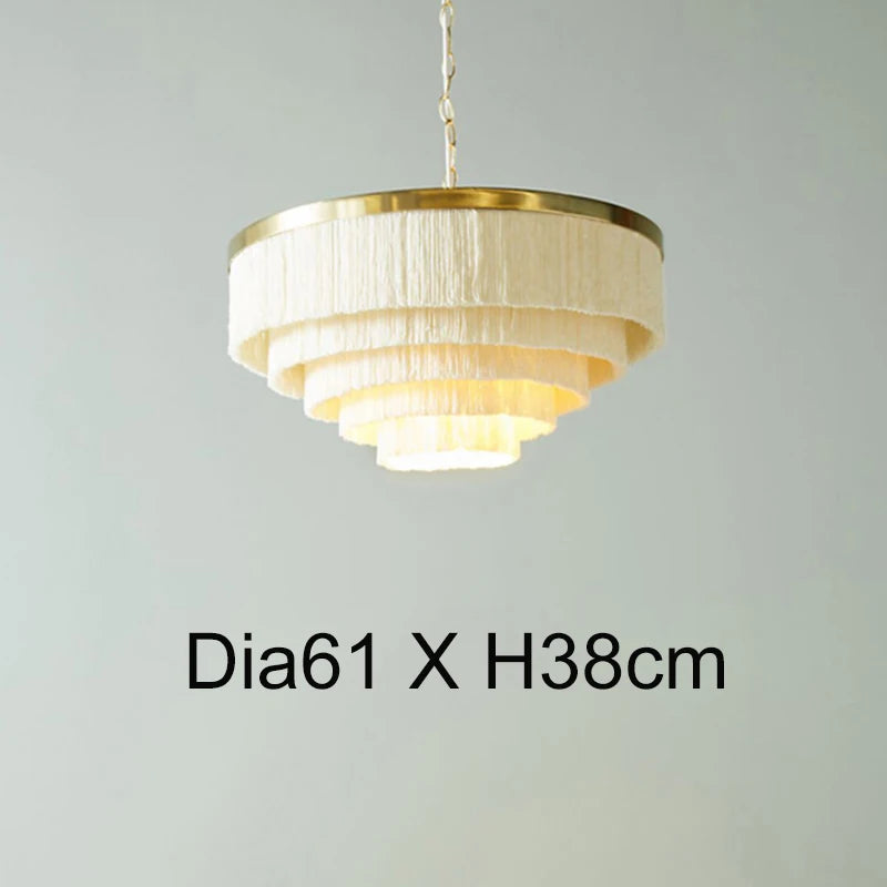 suspension lumineuse franges moderne or blanc gris élégant chambre fille lumière bohème