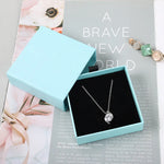 Empilement de boîtes à bijoux noires pour décoration d'intérieur