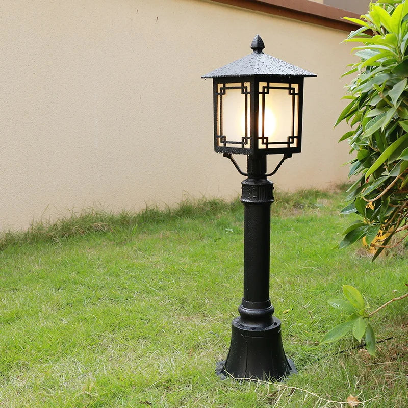 lampe jardin extérieure noire classique grille ajourée ip65 led étanche industrielle