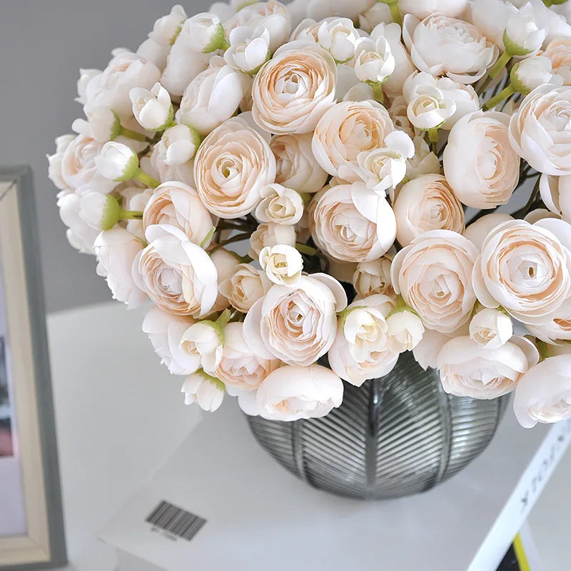 bouquet fleurs artificielles soie rose blanc vert clair moderne élégant décoration intérieur noël mariage