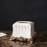 ensemble salle bain blanc doré classique cérémonial distributeur savon tasse buvant support savon porte