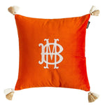 coussin carré vert foncé monogramme blanc velours tassel beige moderne brodé environnemental taie d'oreiller