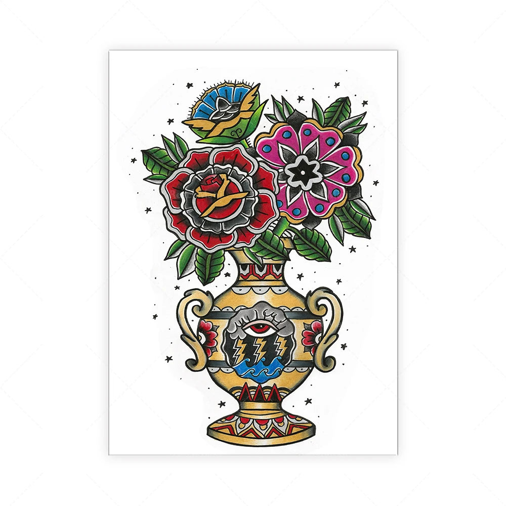 Une vase aux motifs colorés et floraux dans un style artistique.