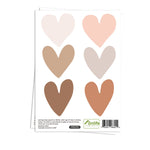 Détail du motif cœur boho sur un mur de chambre d'enfant