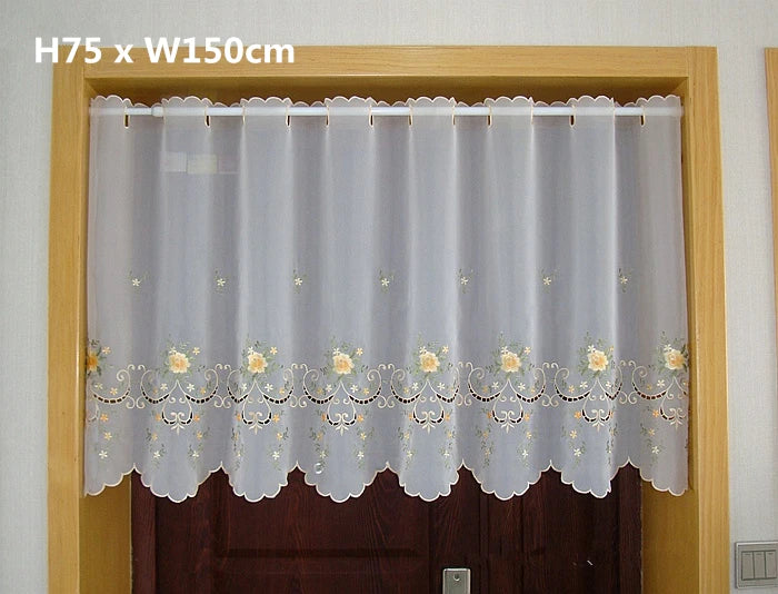 rideau blanc brodé fleurs or transparent classique fenêtre H30 W150 H90 W150 H75 W150