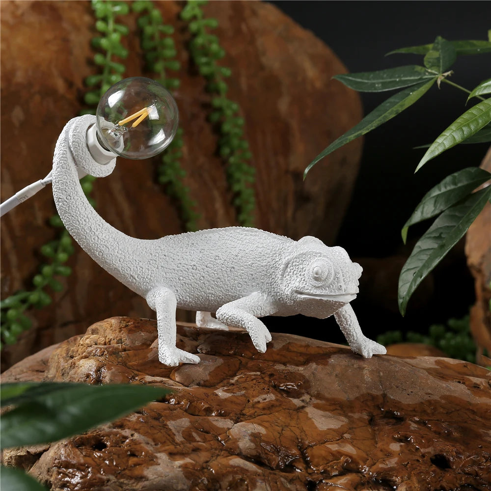 lampe murale caméléon résine texture animale chambre moderne éclairage décoration filaire blanc