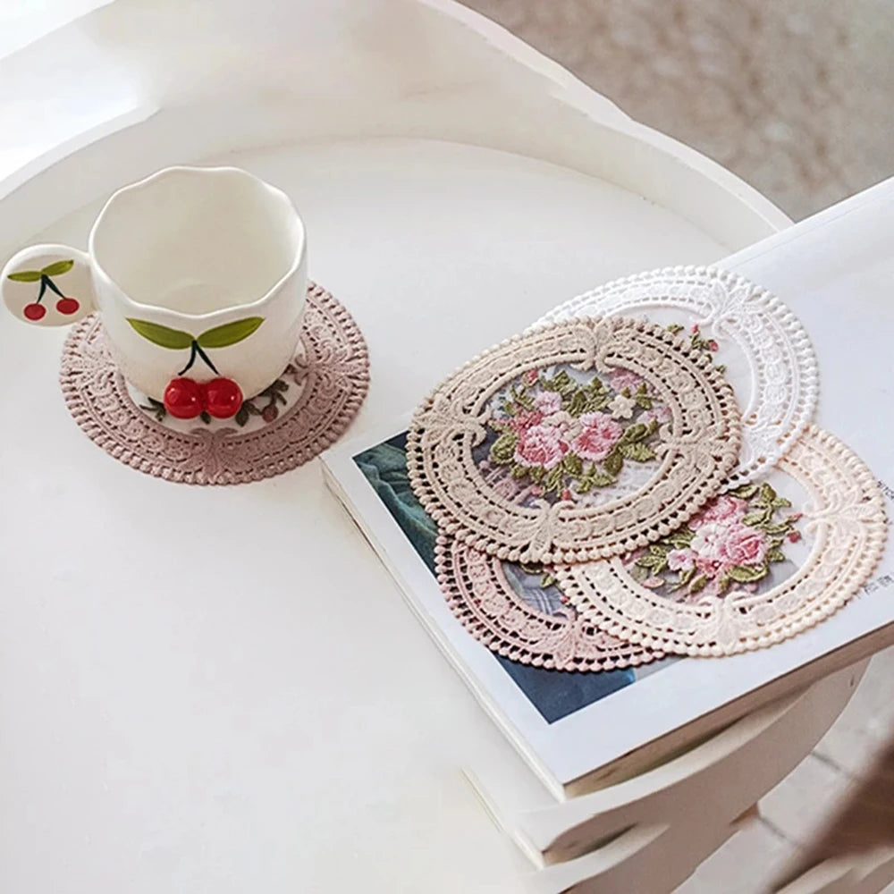 serviettes table vintage broderie florale dentelle beige rose clair environnementales moderne 12cm