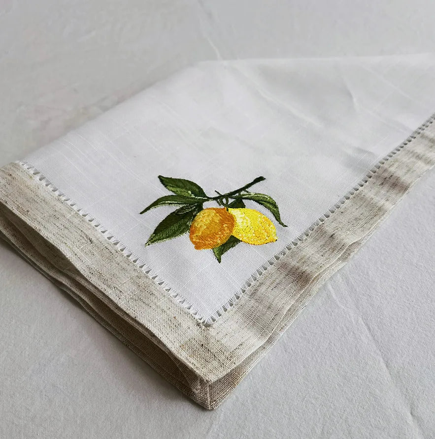 serviette classique brodée citrons blanc beige table restaurant decoration