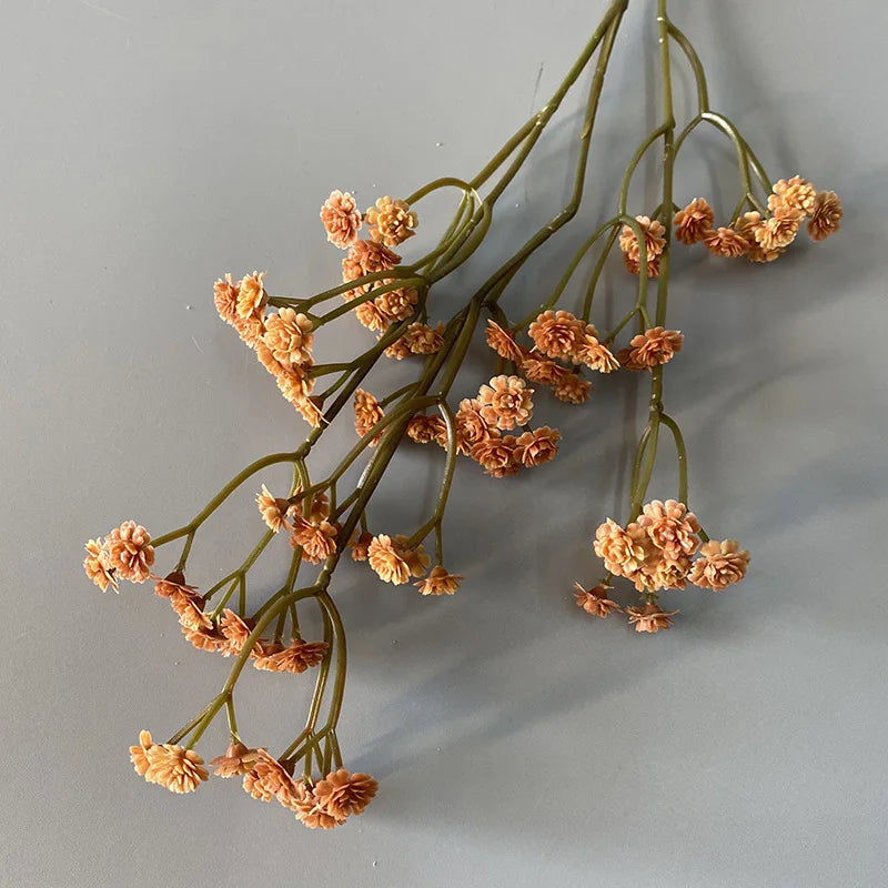 bouquet artificiel fleurs roses blanches marrons rouges petite fleurs rondes naturel minimaliste decoration maison