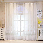Rideaux élégants avec motif lapin pour chambre, filtrant la lumière en douceur. Design raffiné idéal pour une décoration intérieure lumineuse et joyeuse. Parfait pour créer une ambiance apaisante. Adapté aux fenêtres de salon ou chambre d'enfant.