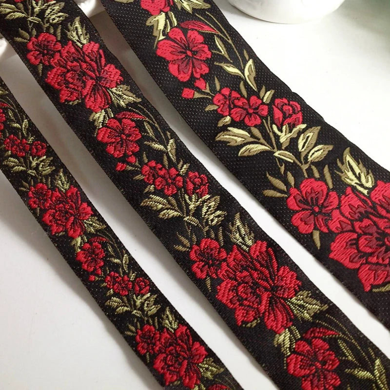 ruban polyester fleurs brodées noir rouge vert 2cm 3.3cm 5cm opacité broderie 5mètres tissu