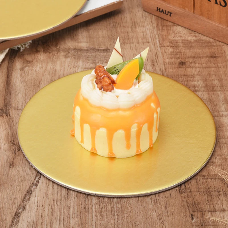 assiettes rondes dorées unies modernes respectueuses environnement opaques variées tailles pâtisserie