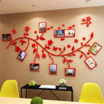 Décoration murale arbre à photos salon