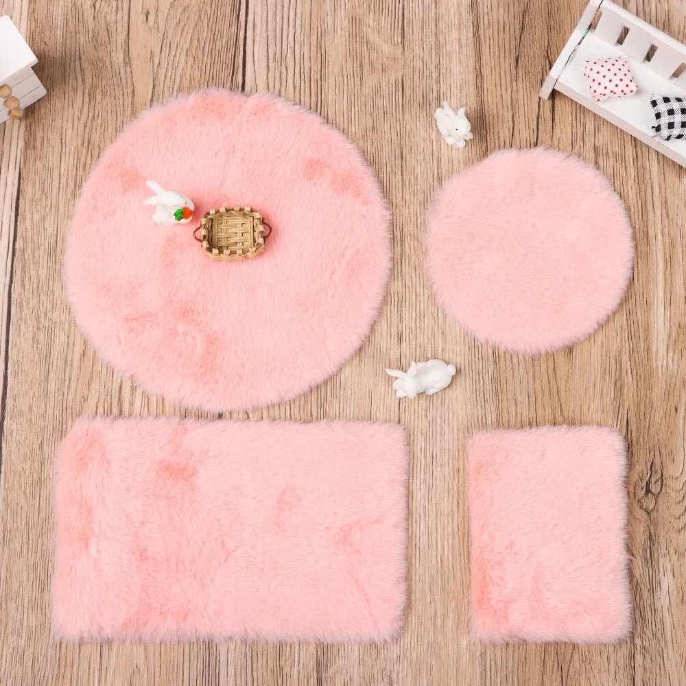 tapis peluche miniature maison poupée décoration salon miniature nordique rose blanc