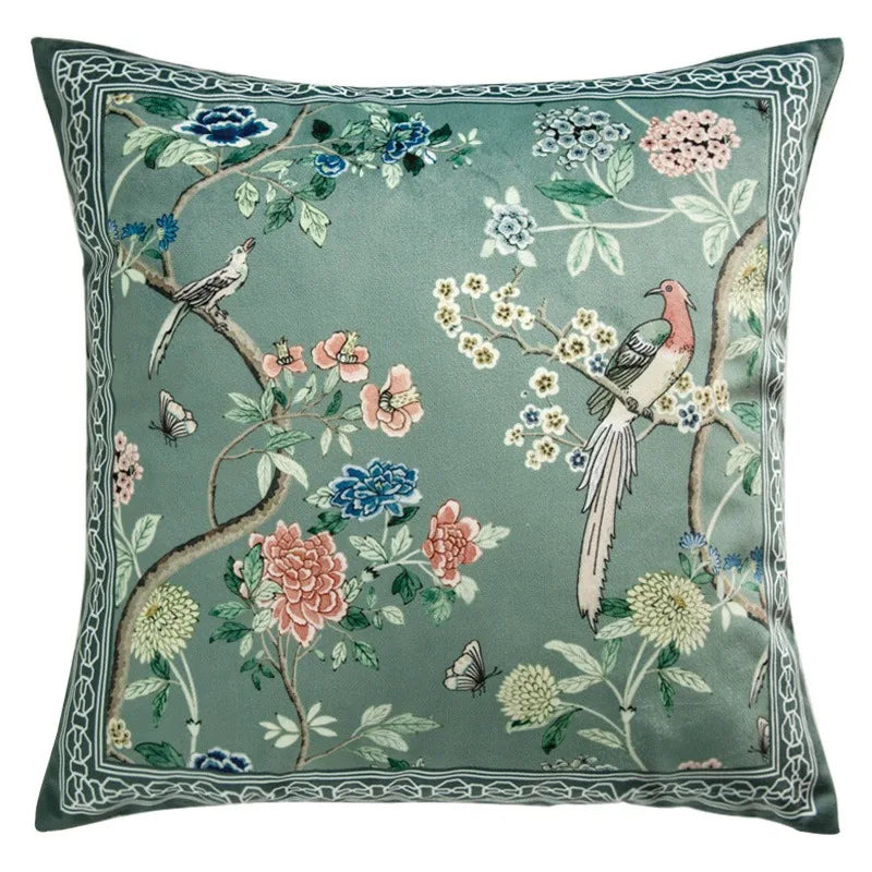 coussin décoratif motif oiseaux fleurs traditionnel tissu velours couleur beige opacité 45x45cm usage lit